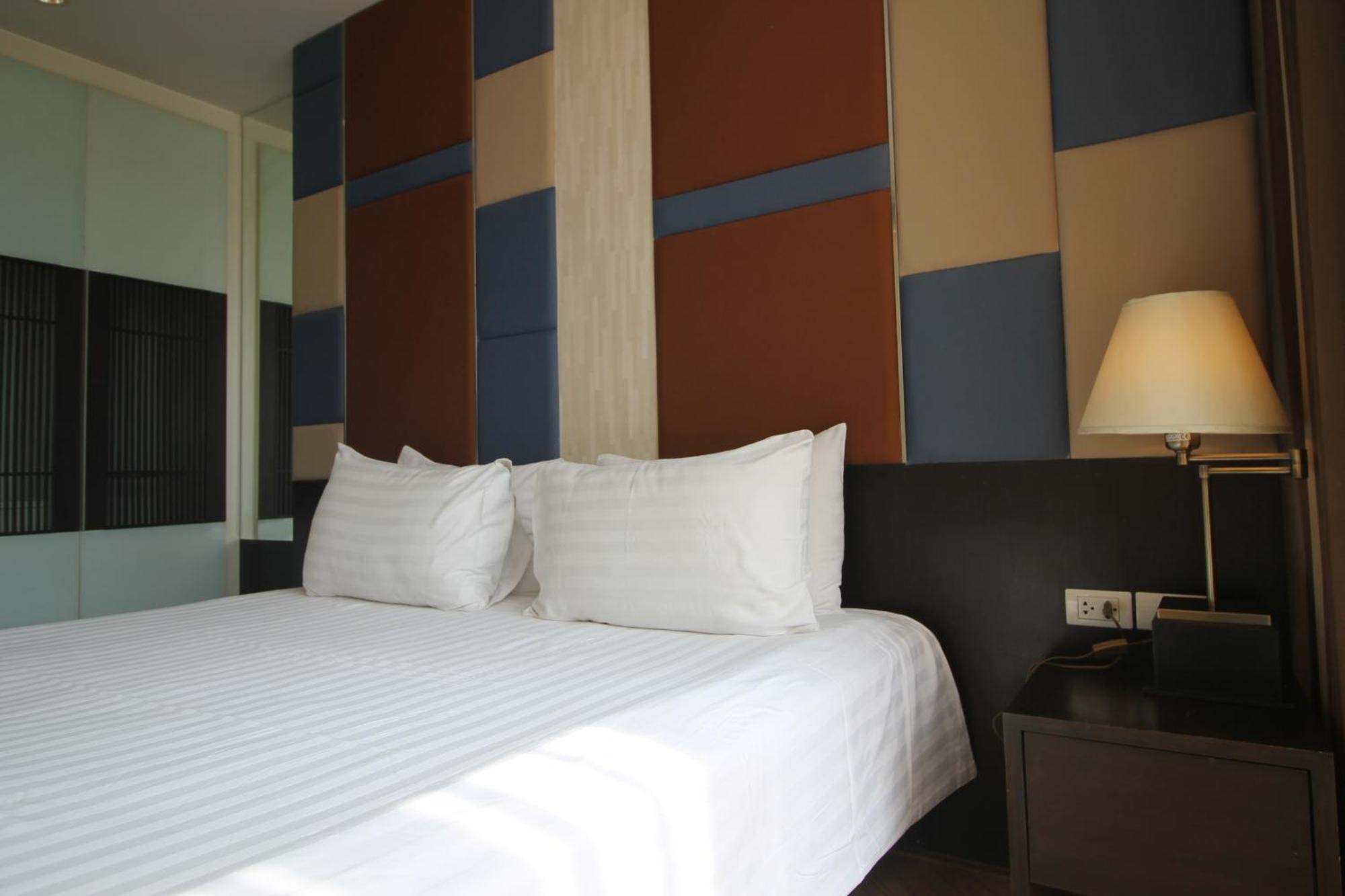 The Sunreno Hotel Sha Bangkok Esterno foto