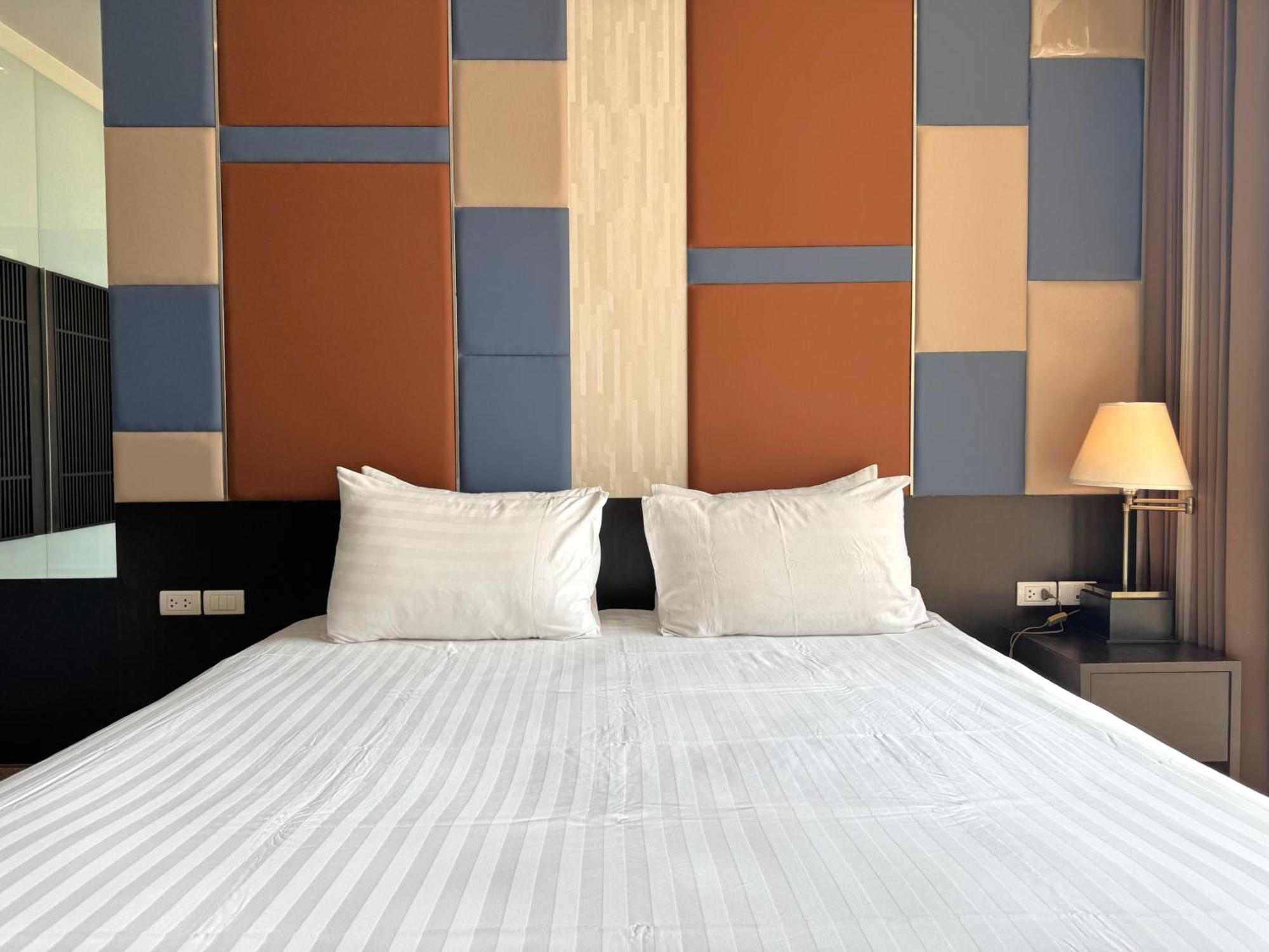 The Sunreno Hotel Sha Bangkok Esterno foto
