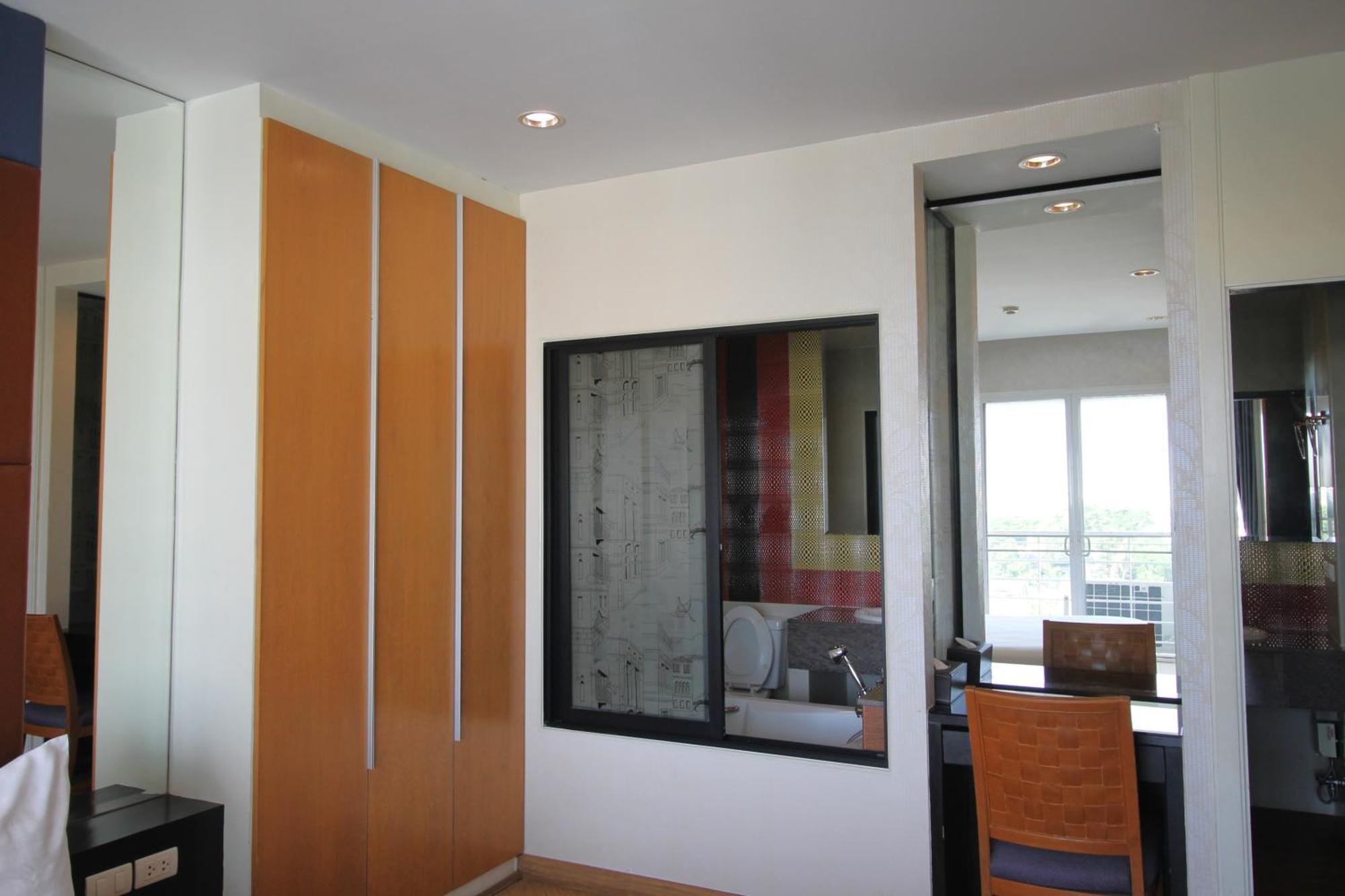 The Sunreno Hotel Sha Bangkok Esterno foto