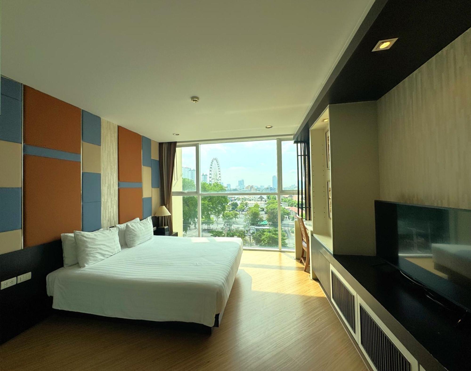 The Sunreno Hotel Sha Bangkok Esterno foto