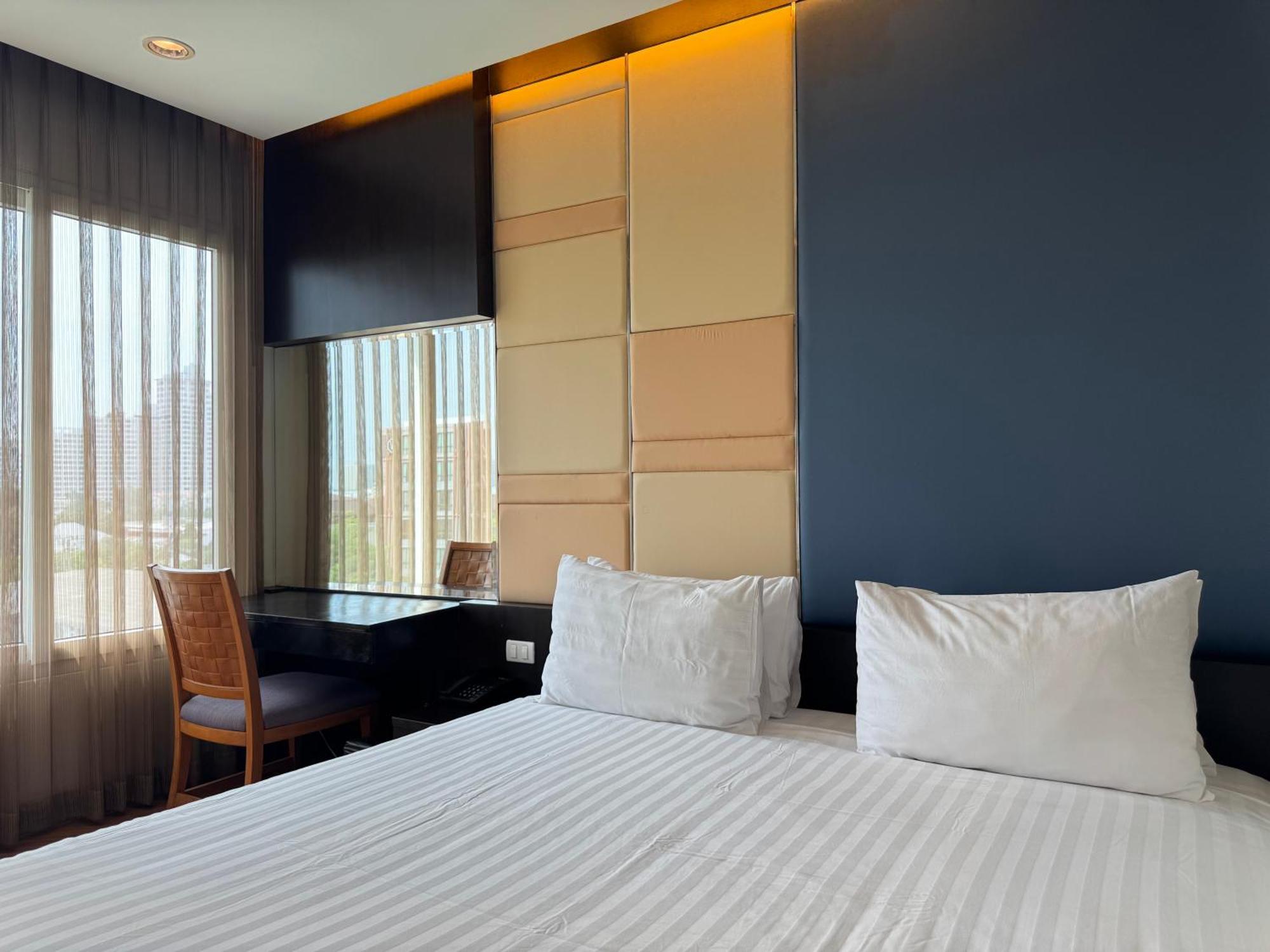The Sunreno Hotel Sha Bangkok Esterno foto